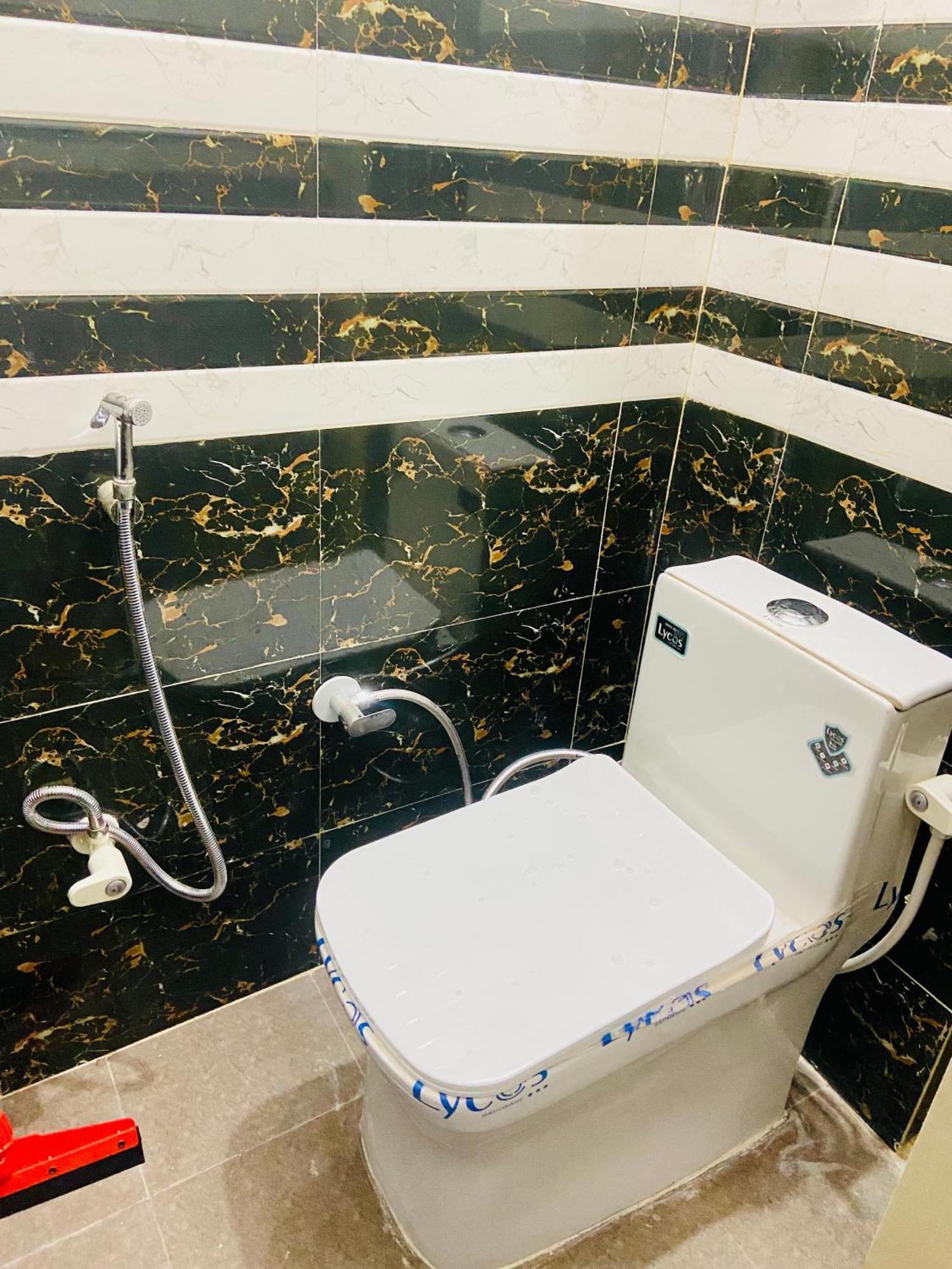 Nirupam Sadan Homestay Vrindavan Exterior photo